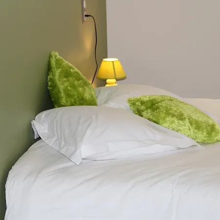 Les D'eugenie Bed and Breakfast Poyanne