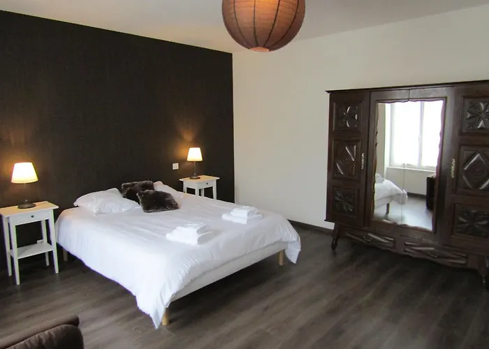 Les D'eugenie Oda ve Kahvaltı