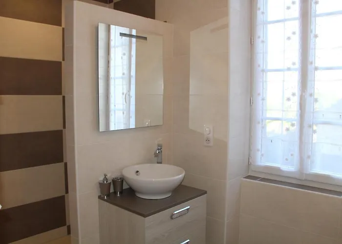 Les D'eugenie Oda ve Kahvaltı Poyanne